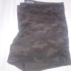 Khakis by Gap Shorts